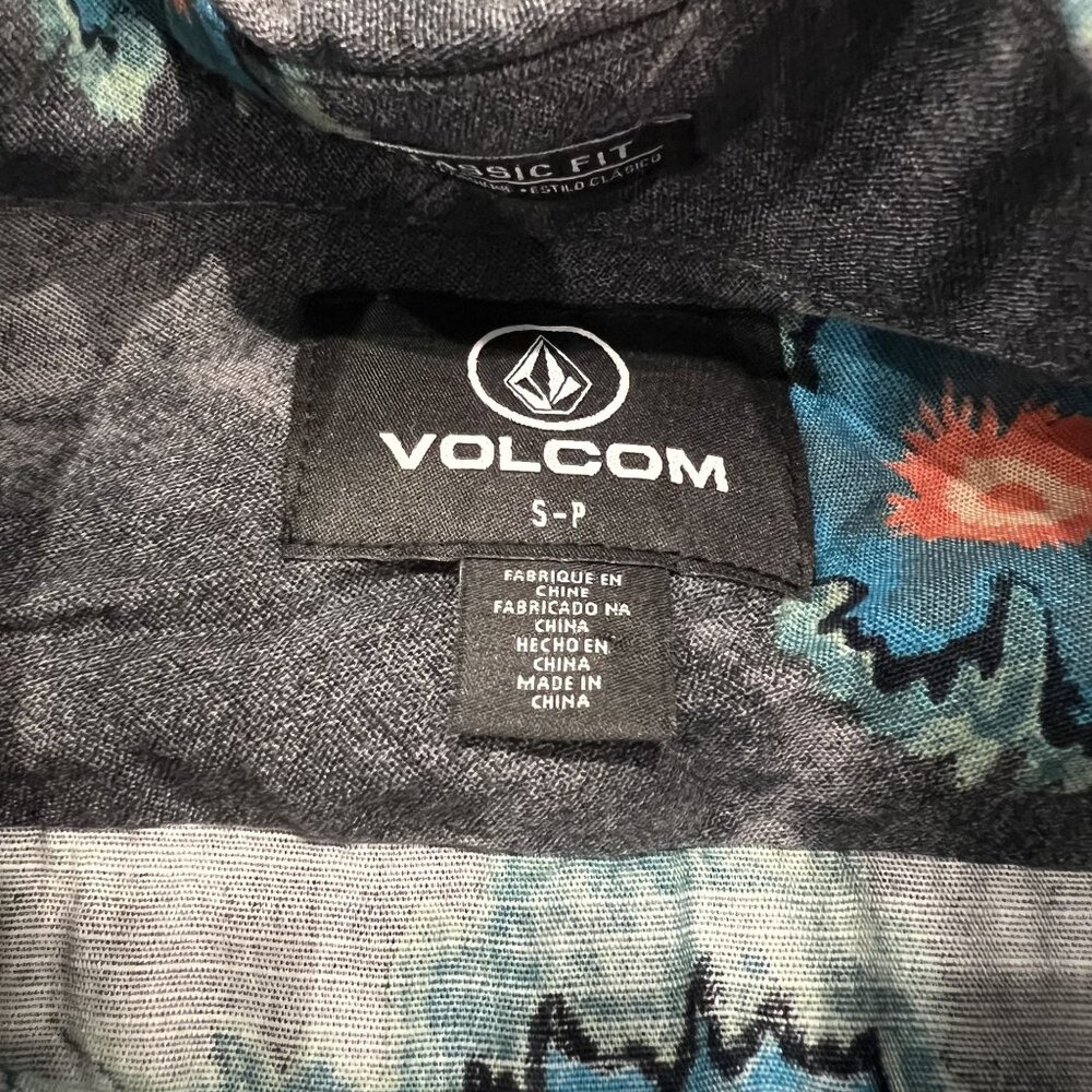 Volcom Mens Small Short Sleeve Button Front Shirt - image 4